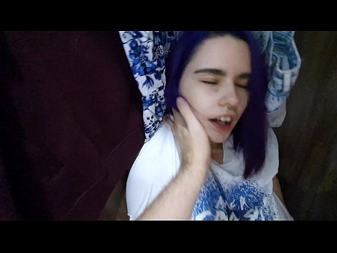 ❤️ Ya sami kanwata a cikin kabad ya taimaka mata ️❌ Batsa ❌